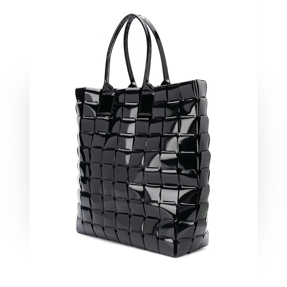 NWoT Bottega Veneta huge glossy leather tote in Bottega Dustbag - Picture 12 of 12